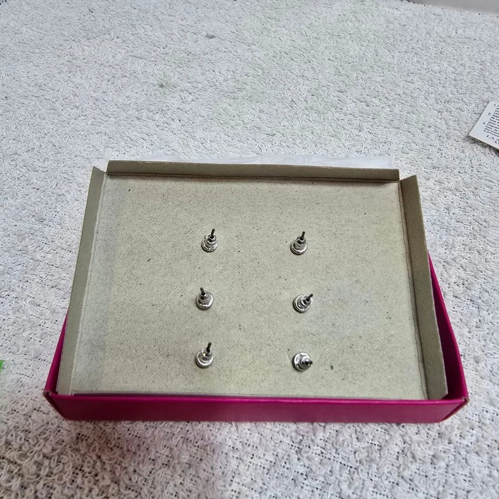 Avon this set